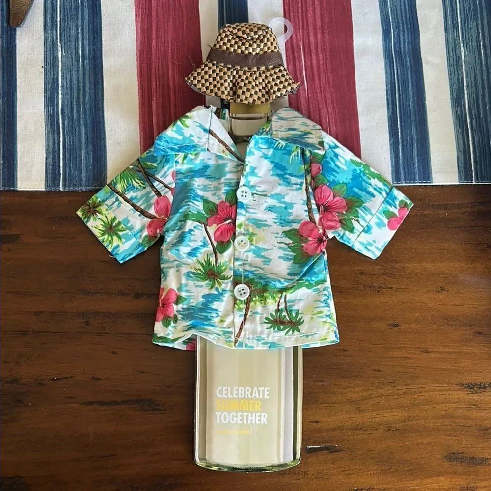 Kohl’s Wine cover Tropical Floral Shirt and Hat Set NEW